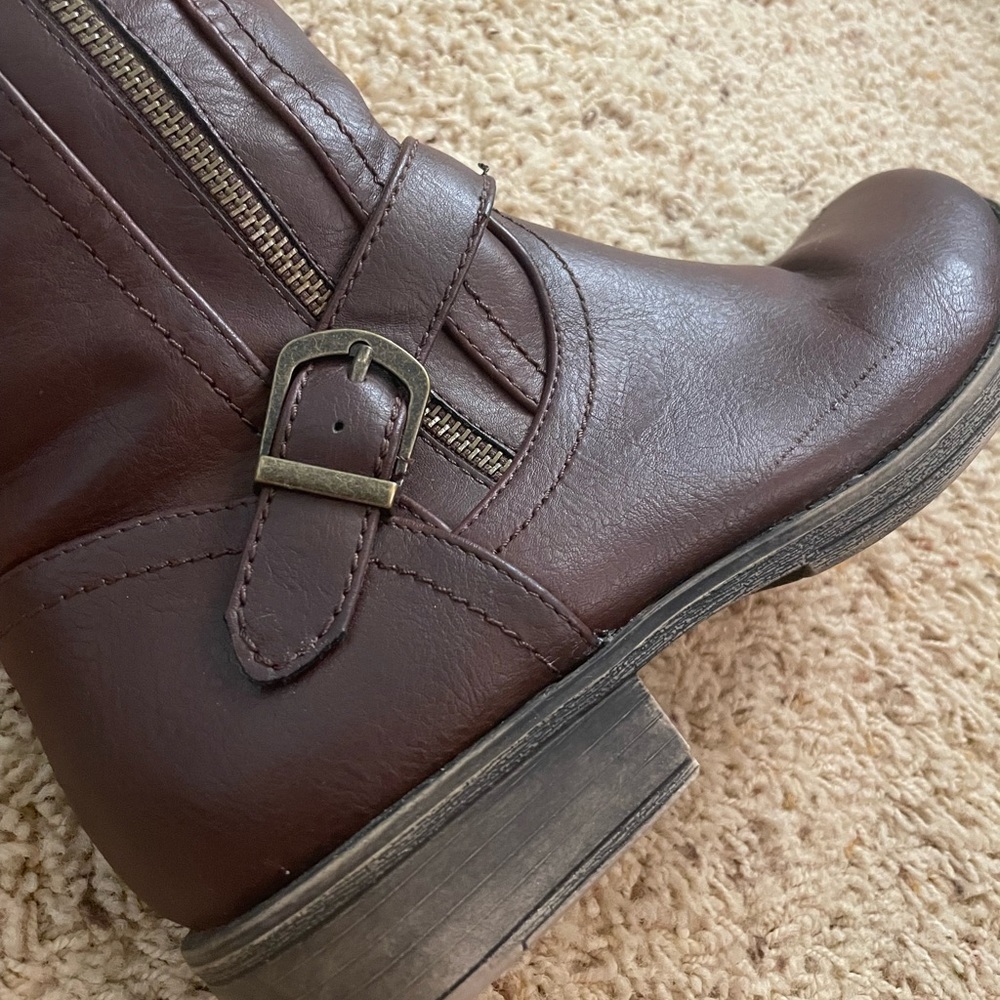 Brown Leather Rider Boots - Picture 6 of 7